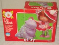 #11446 Ultra Rare NRFB Vintage Kenner Strawberry Shortcake Fig Boot