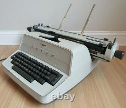 ADLER TYPEWRITER electric 21d EXTRA WIDE CARRIAGE 18 retro vintage ULTRA RARE