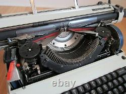 ADLER TYPEWRITER electric 21d EXTRA WIDE CARRIAGE 18 retro vintage ULTRA RARE