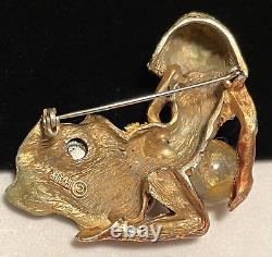HAR Brooch Ultra Rare Vintage Gilt Floating Genie Crystal Ball Pin Signed A36