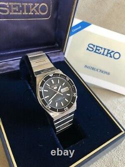 NOS! ULTRA RARE VTG Seiko 5 Sports Diver Automatic Watch 6309-730A PRISTINE