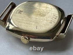 Rolex Ultra Rare Vintage Hooded Lugs Ref. 2546 in 9K Gold, Serviced All Original