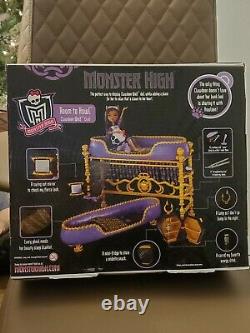 ULTRA RARE Monster High Clawdeen Wolf Room To Howl Bunk Bed & Dead Tired Set