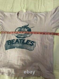 ULTRA RARE VINTAGE BEATLES YELLOW SUBMARINE WITH APPLE TEE SHIRT FROM THE 1960s