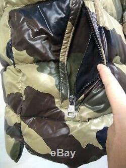Ultra RARE MONCLER CAMO PUFFER TIB VEST Sz 4 vintage XL Logo Camouflage Quilted