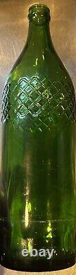 Ultra RARE Vintage Green Deco NEMASKET Middleboro MA Beverages Quart Bottle-Pics