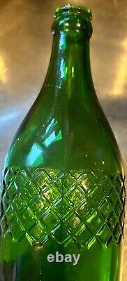 Ultra RARE Vintage Green Deco NEMASKET Middleboro MA Beverages Quart Bottle-Pics