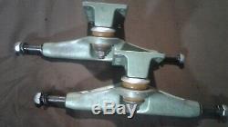 Ultra RARE Vintage Independent Stage 5 Green Anodized skateboard trucks 8 5/8
