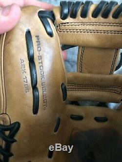 Ultra Rare 2011 Pro Issue Wilson A2K 1786 11.5 Baseball Glove Vintage Beauty