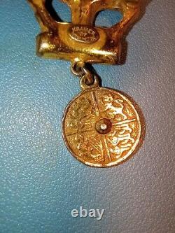Ultra Rare Vintage Kramer Of New York Queen Elizabeth II Crown Brooch Pin