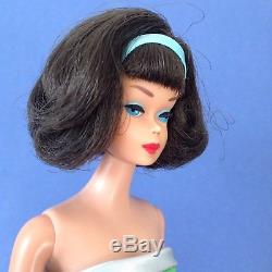 Ultra Rare Vintage Midnight Sidepart American Girl Barbie. Fabulous