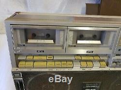 Ultra Rare Vintage Sharp Gf-515 Radio Cassette Ghetto Blaster Boombox
