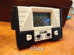 Ultra Super Rare Handheld Vintage 1980's LCD Buck Rogers Video Game Working