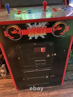 Ultra rare Mortal Kombat II 2 vintage arcade game FULL SIZE NOT 1up
