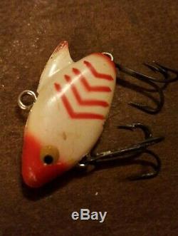 VINTAGE HEDDON SONIC ULTRA RARE tuff tough UNCATALOGUED COLOR red ribs USED COND