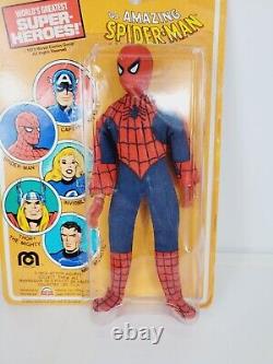 Vintage Mego SPIDERMAN 1977? Check it out? Ultra rare Canadian card? PLS READ