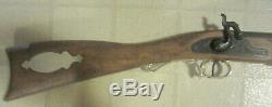 Vintage Rare Pioneer BB76 Ultra Hi BB gun, Kentucky rifle look alike, with box