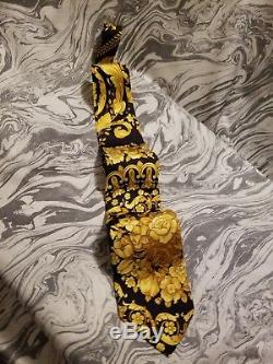 Vintage/Ultra-Rare! Gianni Versace Italy Black/Gold Floral Baroque 100% Silk Tie