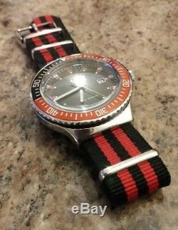 Vintage Ultra Rare Timex Submariner 100M Men's Divers Watch NEW OLD STOCK